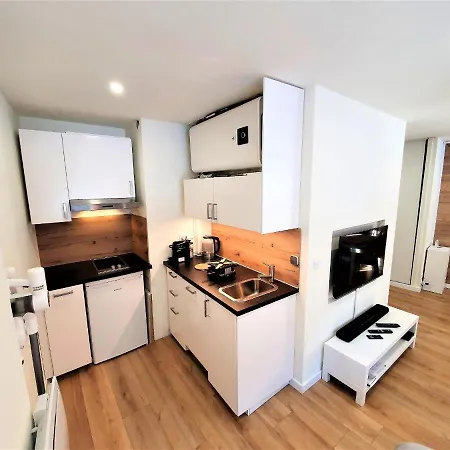 Grand Aiguille Du Midi Et Vue Mont Blanc *